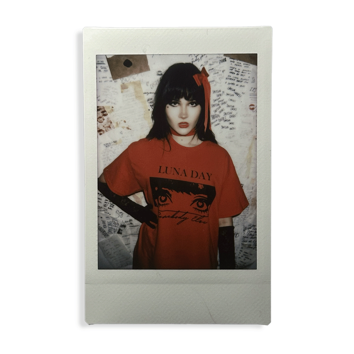 Somebody Else – Tee